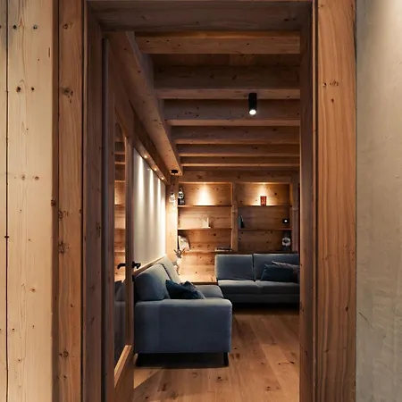 Zepodar Haus